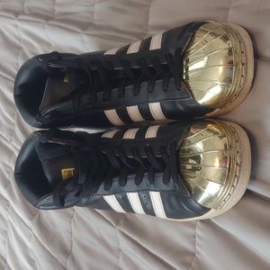 Goldtoe Adidas